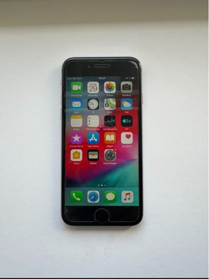 iPhone 6, 32 GB, God, Iphone 6 i grå med 32gb i super god stand og alt virker som den skal batterika