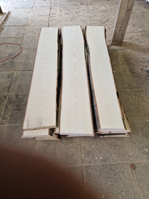 Planker, Asketræ, Tørre asketræs planker sælges 52mm tykkelse 
Bredden er fra ca 20-50cm 
Længden op