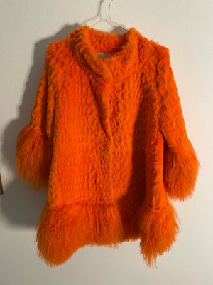 Pels, str. 40, Ukendt ,  Næsten som ny, One size - halv poncho - smukkeste orange farve, er købt i S