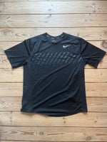 Løbetøj, Nike sportst-shirt, Nike