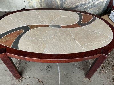 Kakkelbord, By Haslev, egetræ, Stor oval og lille rundt med italienske kakler og stål . Made in Denm