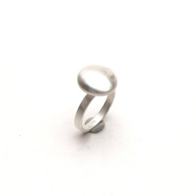 Ring, sølv, Moderne sterling sølv ring børstet, En flot sterling sølv ring børstet i flot design ste