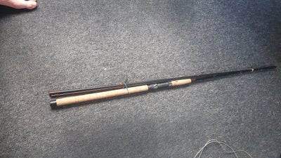 Fiskestang, Fenwick, Har denne fenwick black nighthawk 12 6 "
Kastevægt 5-35 gram  til salg  pris 80