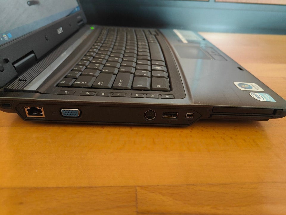 Acer Extensa 5220, Intel Celeron dual-core T1400 2x1.73