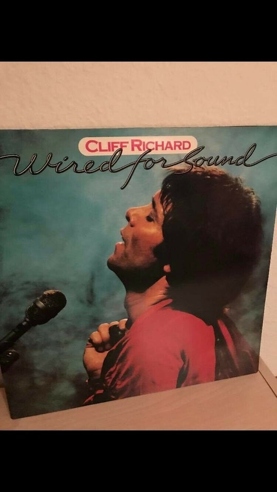 LP, Cliff Richard, Pop