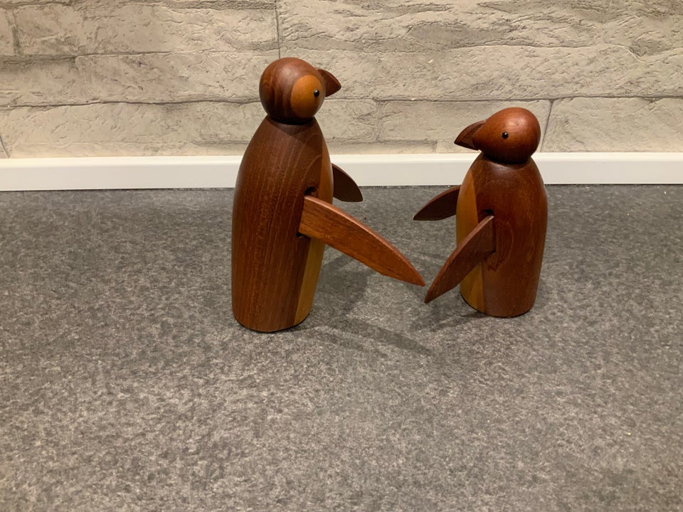 Træfigurer, Pingviner i teak