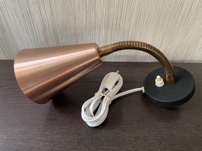 Væglampe, Retro, Retro væglampe, E. S. Horn, Farve: metallisk lak (kobber look) og mat sort vægstykk