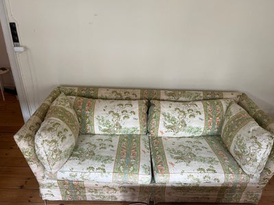 Sofa, stof, 3 pers. , Retro / vintage, Der er sprunget en fjedder i sofaens ene side.  Derfor den bi