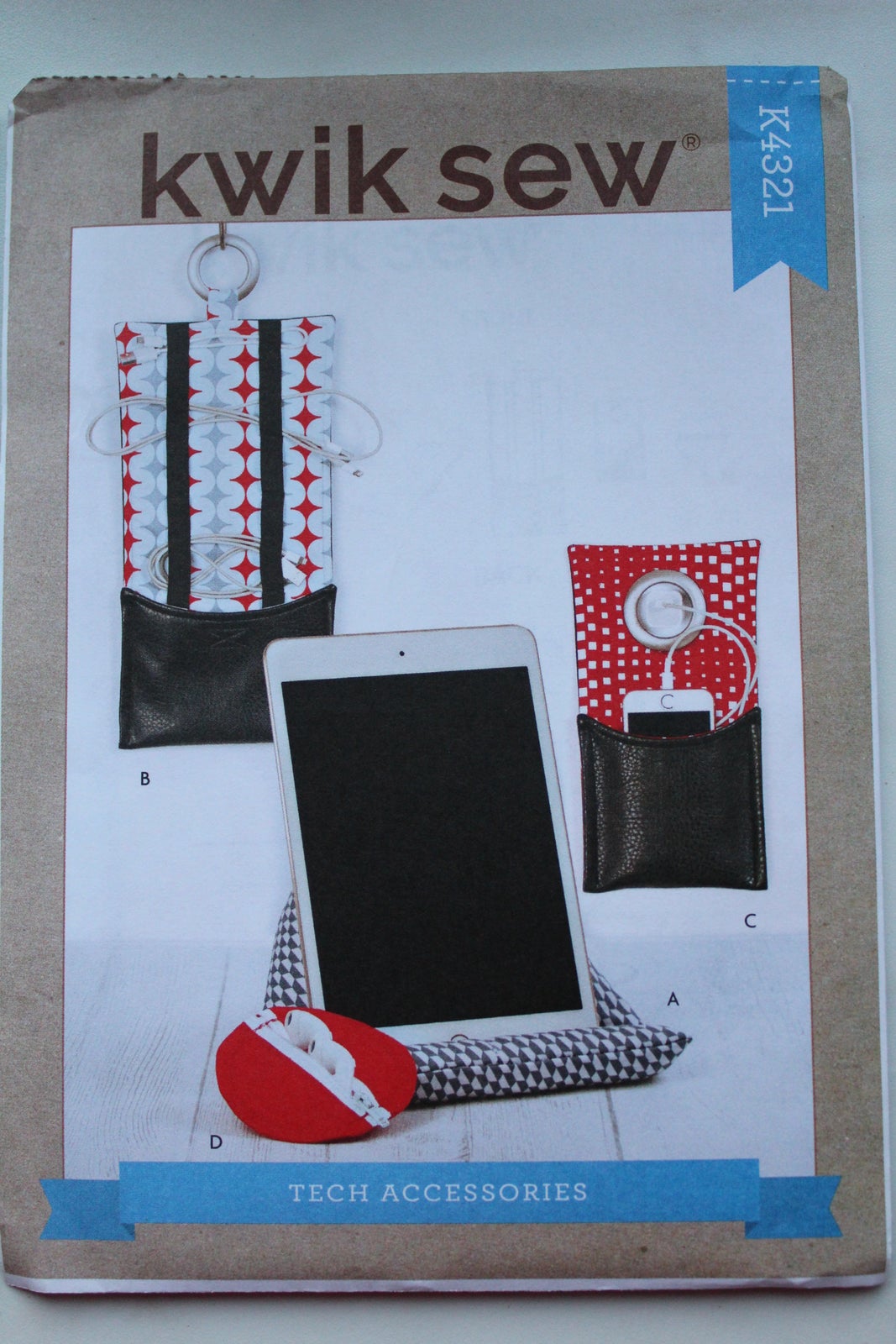 Kwik Sew 4321 Tech Accessories