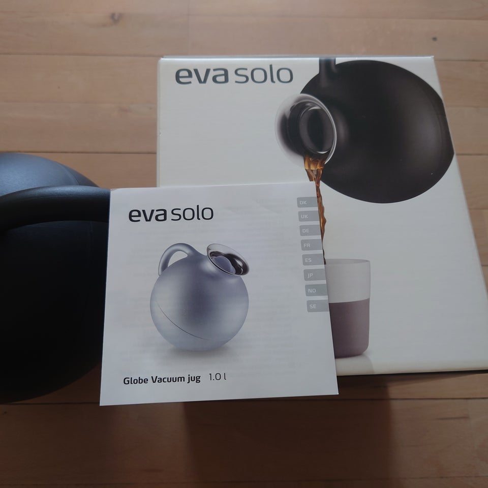 Andet, Globe vacuum jug, Eva solo