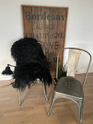 Spisebordsstol, Tolix, 2 super fine Tolix stole i metal sælges. De passer til mange stilarter og er 