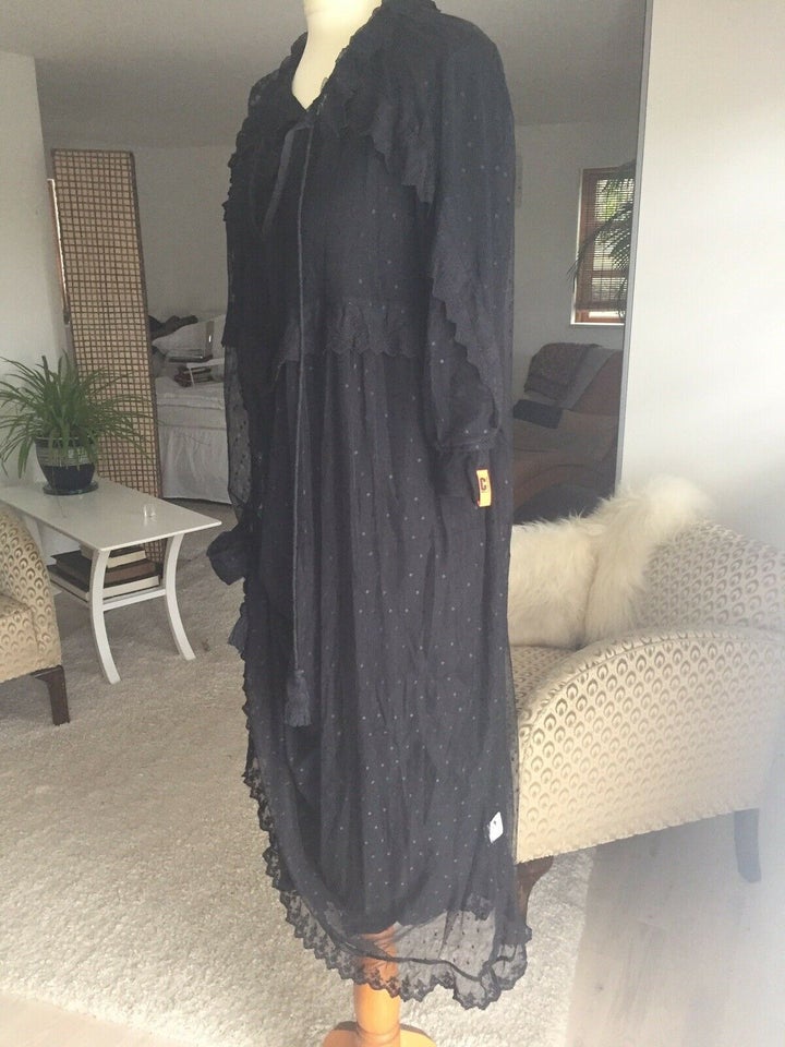 Anden kjole, Vonda, str. One size