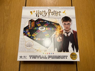 Harry Potter Trivial Pursuit, brætspil, Quiz hele familien i jeres viden om Harry Potter-universet!
