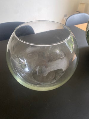 Glas, Vase, Glasvase, Stor punch skål. Eller vase. Diameter 16,5 cm