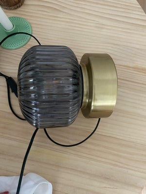 Væglampe, Ikea, Ikea SOLKLINT væglampe. 
Pærer medfølger 
150kr for ny 
