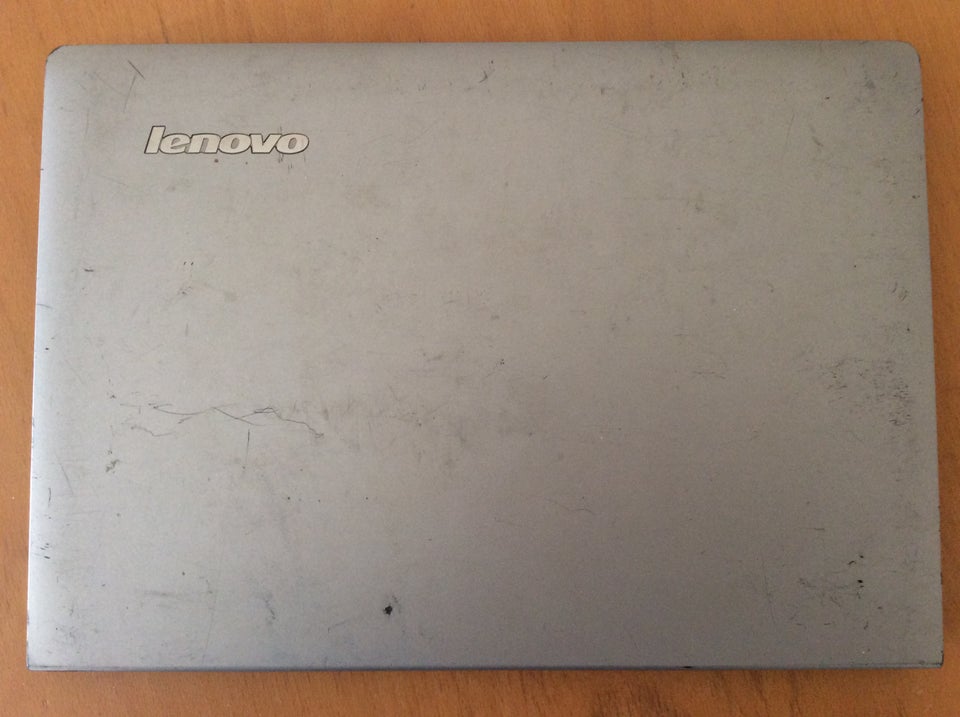 Lenovo IdeaPad S300, i3 GHz, ?? GB ram