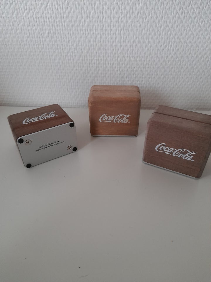 Coca Cola, Drinks/Menukort holder i træ