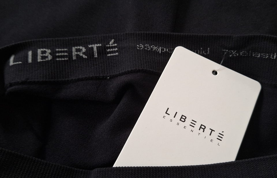 Shorts, Liberté , str. findes i flere str.