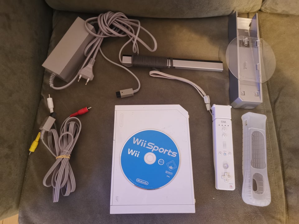Nintendo Wii, RVL-001, God