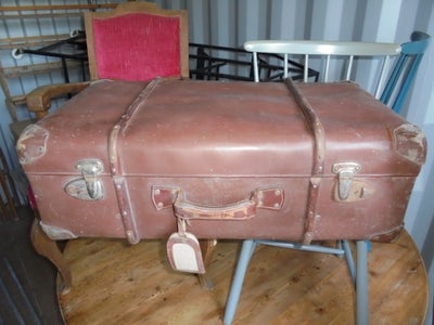 Stor gammel kuffert