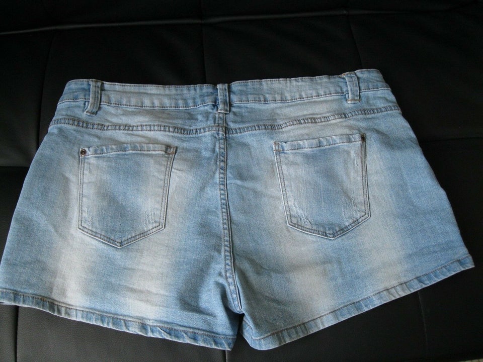 Shorts, Milla, str. 46