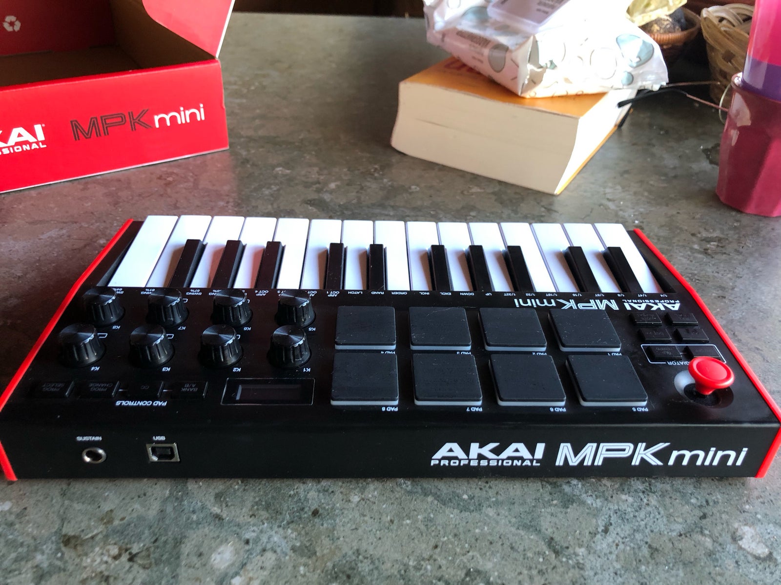 USB keyboard, Akai Mpkmini