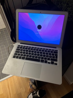 MacBook Air, Rimelig, *Det en gammel MacBook*
*Sender ikke*
MacBook Air 2016

Sælges da jeg ikke bar