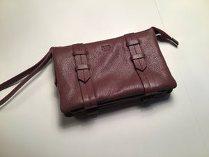 Maanii By | DBA - brugte tasker og tilbehør