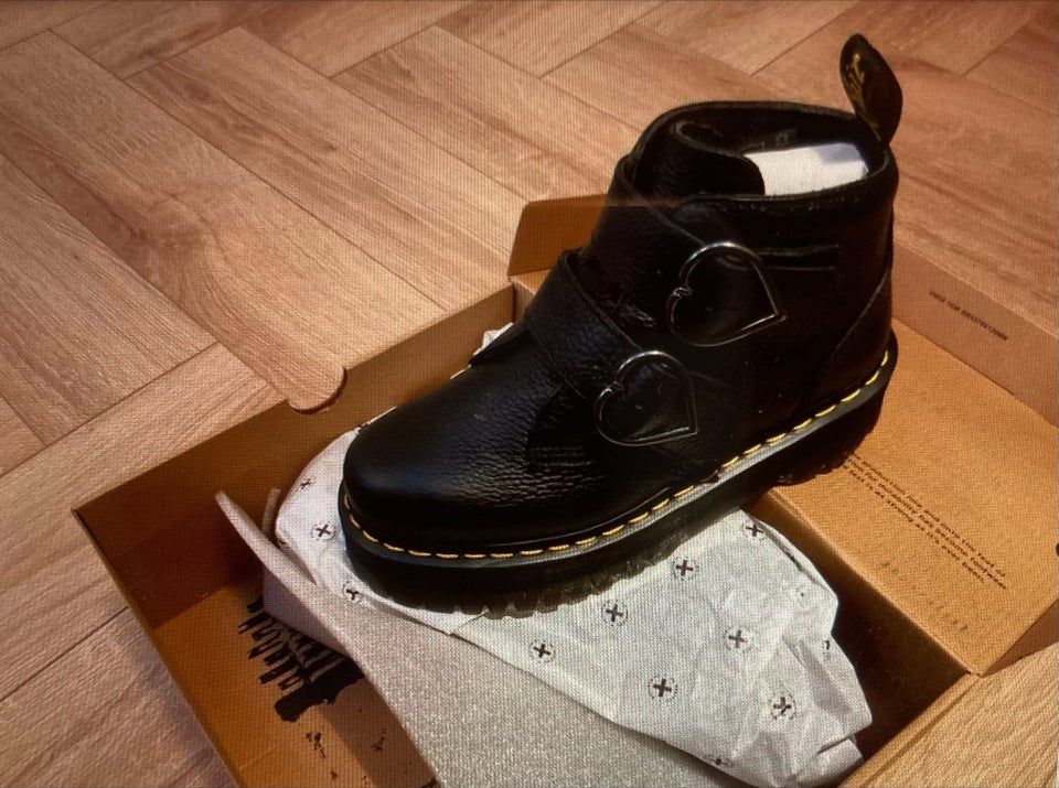 Dr sale martens medi