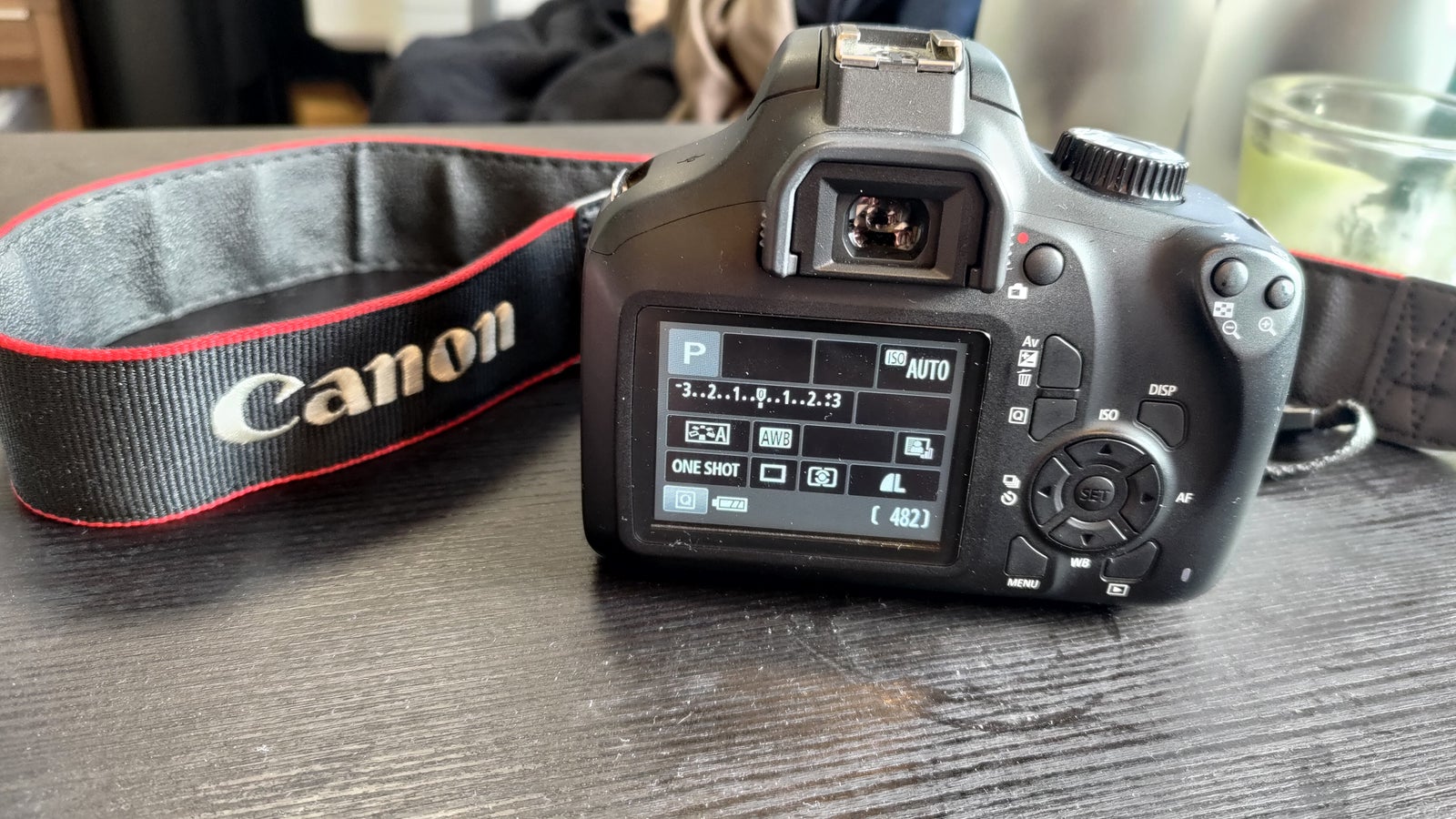 Canon, Canon EOS 4000 D, Perfekt