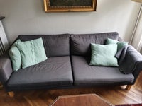 God sofa 205 cm lang.
Og sofe ord 110 x 80 cm...