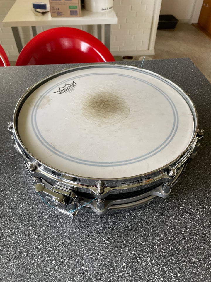 Lilletromme, Pearl 14x3 maple picollo freefloater