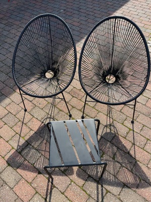 Loungesæt, Lounge sæt, 2 stole og et bord.
Nypris: kr.650,-
Pris: kr.200