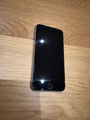 iPhone 6S, 64 GB, sort, Perfekt, iPhone 6S i super stand og godt batteri.
Batterikapacitet 100%
Inkl
