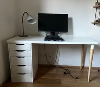 Skrive-/computerbord, Ikea , b: 140 d: 60 h: 74