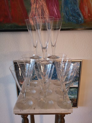 Glas, Ølglas, Rødvinsglas, Clausholm, Holmegaard, 12stk. Clausholm fra Holmegaard. Rødvinsglas/ Ølgl