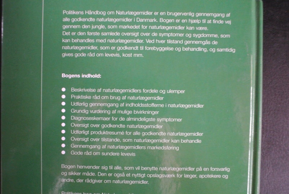politikens bog om naturlægemidler. 1. udg., Af jerk w.