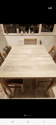 Anden arkitekt, bord, Gammelt spisebord I massiv eg. Kan eventuelt 'moderniseres' med nye bordben (t