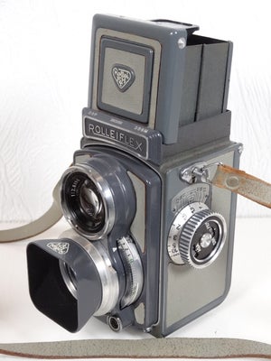 Rolleiflex, Gray Baby, Perfekt, Den automatiske Rolleiflex 4x4, populært kendt som "Gray Baby" Rolle