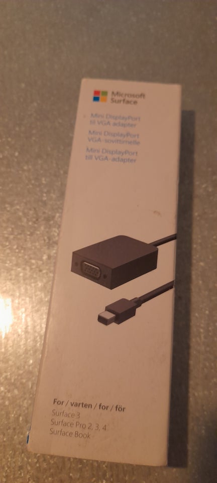 Microsoft surface mini hot sale displayport to vga adapter