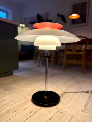 Lampe, PH, PH80 Bordlampe, Poul Henningsen, PH 80, bordlampe i god stand. 

Højde: 67 cm. 
Ø: 55 cm.