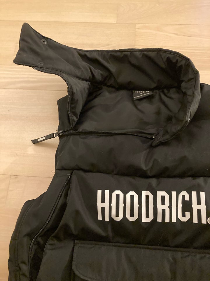 Vest, Vest, HOODRICH