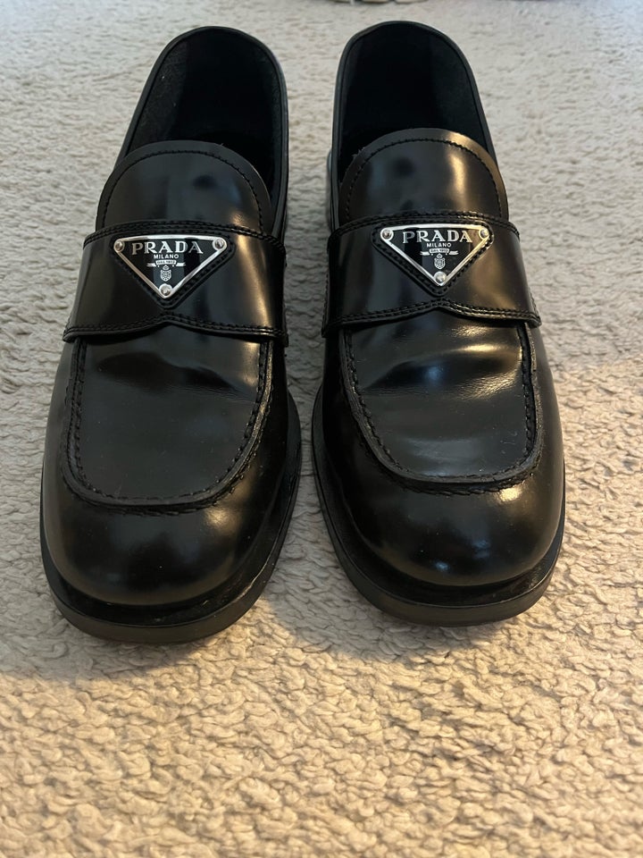 Loafers, str. 39, Prada