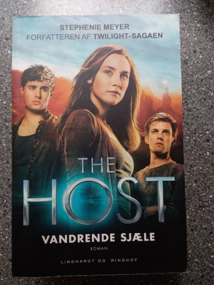 The host Vandrende sjæle, Stephenie Meyer, genre: fantasy, Bogen er paperback i pæn stand .
Se også 