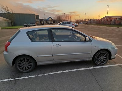 Toyota Corolla, 1,6 VVT-i Terra, Benzin, 2003, km 310000, sølvmetal, ABS, airbag, 3-dørs, centrallås