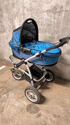Kombivogn, Quinny, Pram in a good condition. Comes with extra wheels.