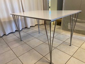 Fritz Hansen 120 x 80 designerbord