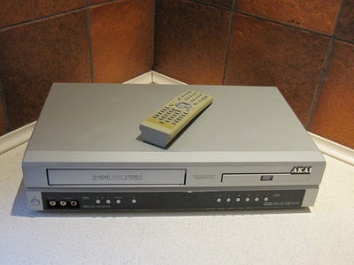 VHS videomaskine, Akai, DV-V606N (Incl. fjernbetjening), Perfekt, 

- Incl. fjernbetjening,
- COMBI 