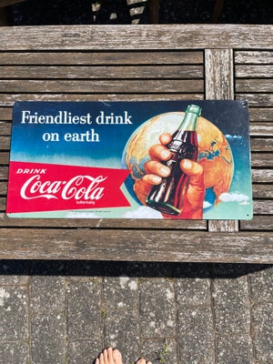 Coca Cola, Flot metal skilt, Coca Cola metal skilt i en god størrelse.Fremstår i flot stand.
Længde 