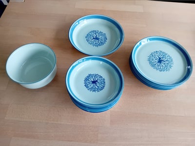 Porcelæn, Mistelten - Desiree, Tallerkener, fad + skål, 6 stk. 23 cm middagstallerkener = kr. 270,-
